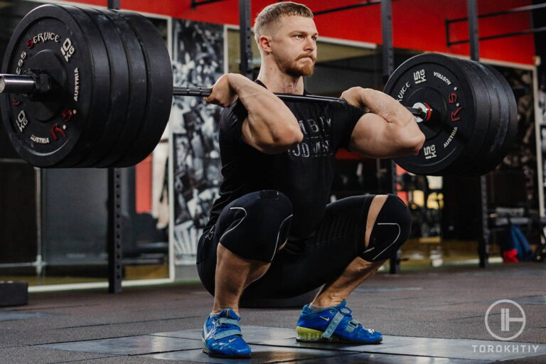 Strong Arms, No Pain: Tackling Elbow Discomfort from Weightlifting