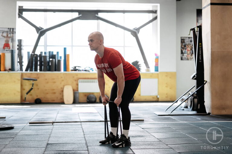 Resistance Band Deadlift: All You Need to Know
