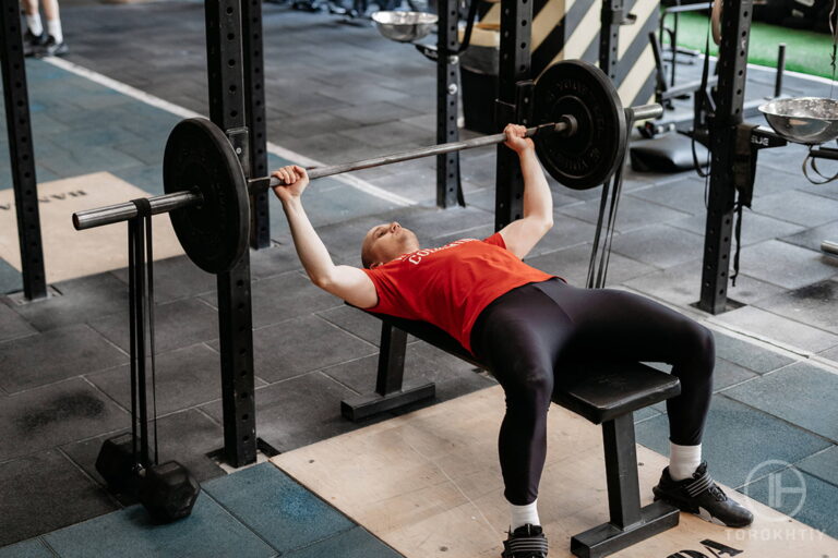 Bench Press Wrist Position: The Beginner’s Guide