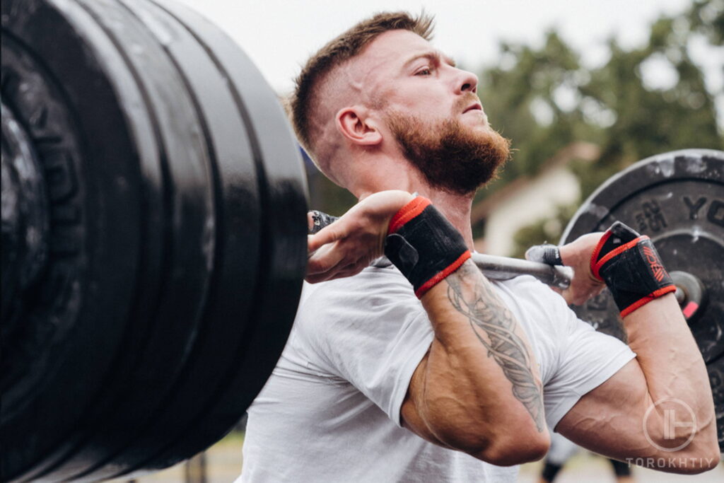 Wrist Wraps vs. Lifting Straps: Which Is Right for You? – SBD Apparel  Ireland