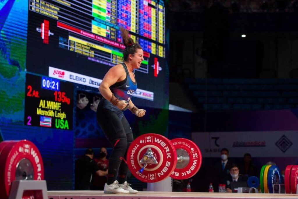 A link to the current rules of weightlifting competitions