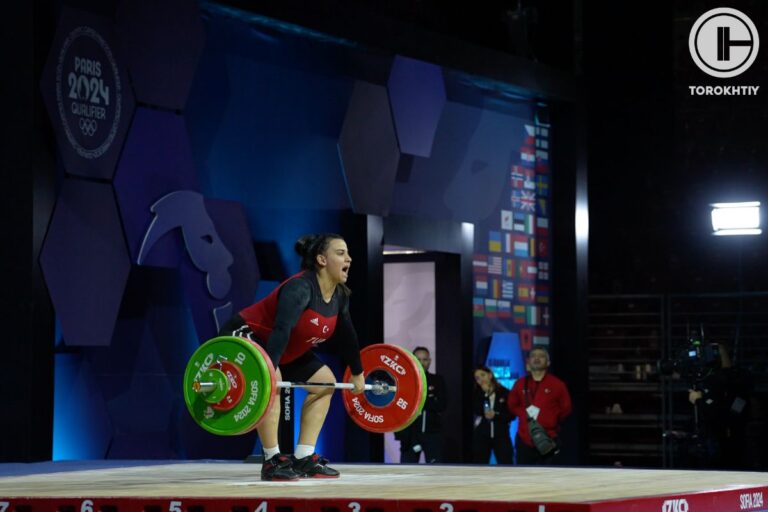 Dilara Narin won Bronze in the Women’s 81 kg Category (2024 European Weightlifting Championships)